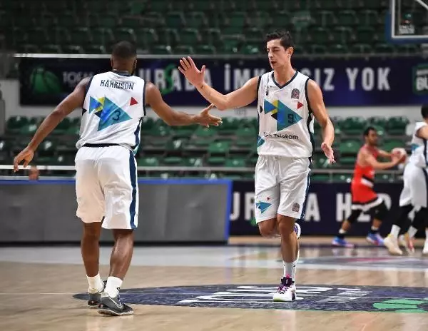 21'inci Cevat Soydaş Basketbol Turnuvası'nda ilk gün tamamlandı