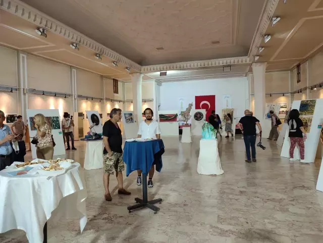 Sinema konulu fotoğraf sergisi açıldı