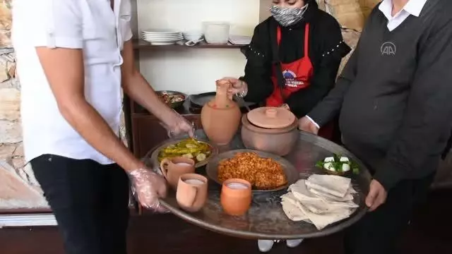 Ahilik Haftası Kutlamalarında Ahi Sofrası Yemek Yarışması yapıldı