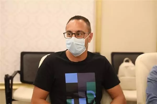 ALMAN DENNİS MÜSLÜMAN OLDU, 'DENİZ' ADINI ALDI