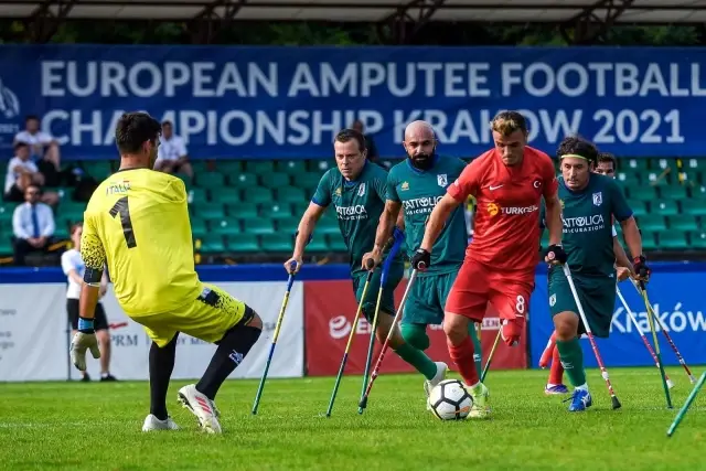 Ampute Milli Futbol Takımı, Avrupa Şampiyonası'nda çeyrek finale yükseldi