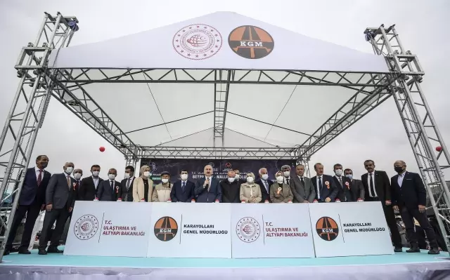 Karaismailoğlu: Türkiye yerinde saysın diye uğraşanların umutlarını boşa çıkarmaya devam edeceğiz