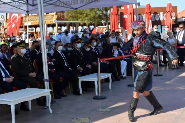 BALIKESİR - Ayvalık'ta düşman işgalinden kurtuluşun 99. yıldönümü törenleri yapıldı