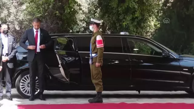 Son dakika haberi | Bahreyn'in İsrail'e atadığı ilk Büyükelçi Celahime, İsrail Cumhurbaşkanı Herzog'a güven mektubu sundu