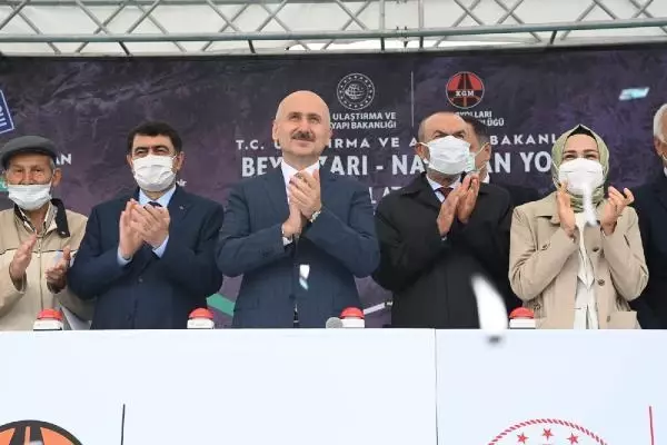 Karaismailoğlu: Türkiye yerinde saysın diye uğraşanların umutlarını boşa çıkarmaya devam edeceğiz
