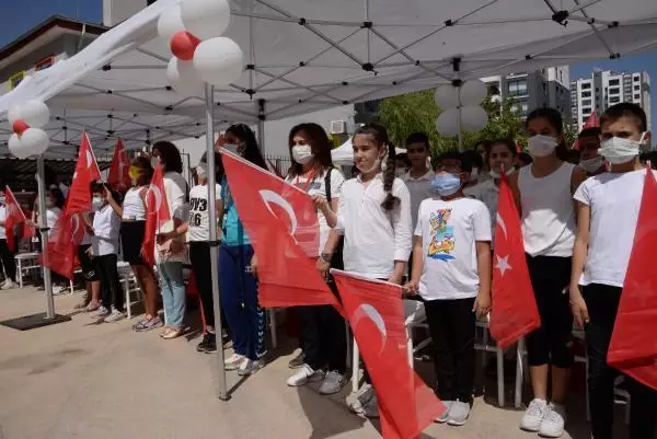 Bakan Özer: Diyarbakır'da 21 sınıfta vaka veya temaslı nedeniyle eğitime ara verildi (3)