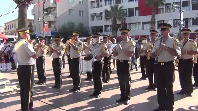 BALIKESİR - Ayvalık'ta düşman işgalinden kurtuluşun 99. yıldönümü törenleri yapıldı