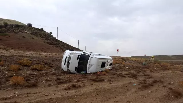 Başkentte tır devrildi: 1 ölü