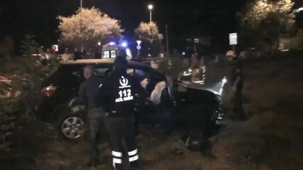 BEYKOZ'DA YARALI DOKTORU KAZA YERİNDE BIRAKIP KAÇTI