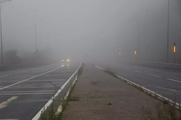 Bolu Dağı'nda sis ve yağmur