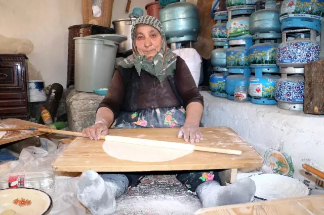 Yaptıkları bu ekmeği 1 yıl boyunca bayatlamadan tüketilebiliyorlar