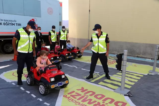 Çankırı'da trafik güvenliği eğitimi verildi