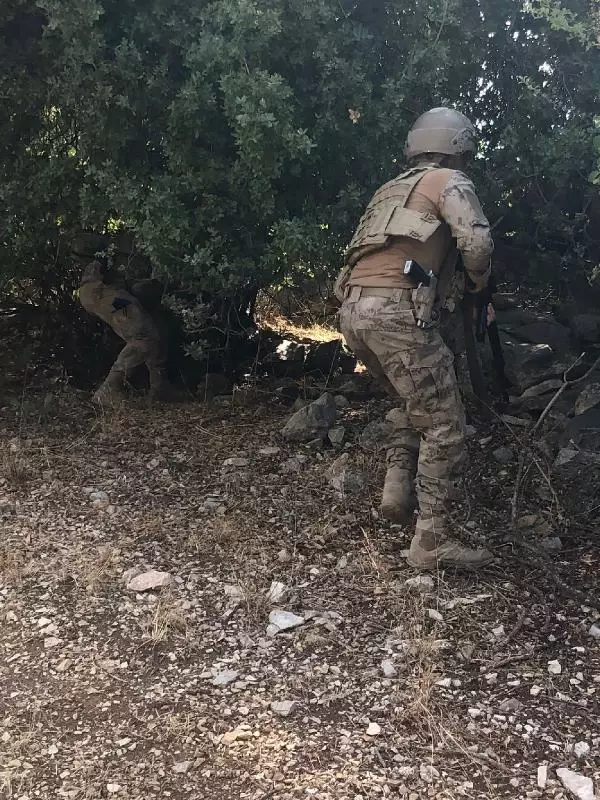 Cinayet şüphelisi, saklandığı barakada tüfekle yakalandı
