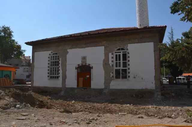 Çumra Ulu Cami'de restorasyon çalışmaları sürüyor