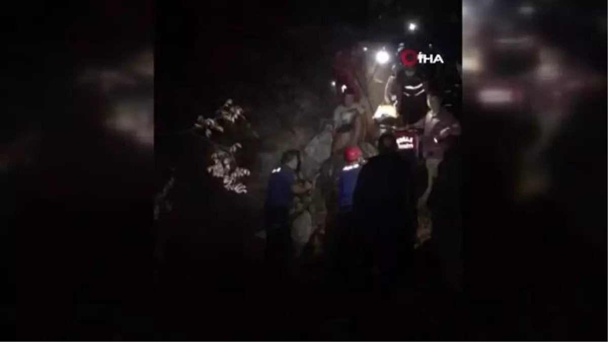 Doğa yürüyüşünde uçurumdan yuvarlanan Rus polisi, Türk polisi kurtardı