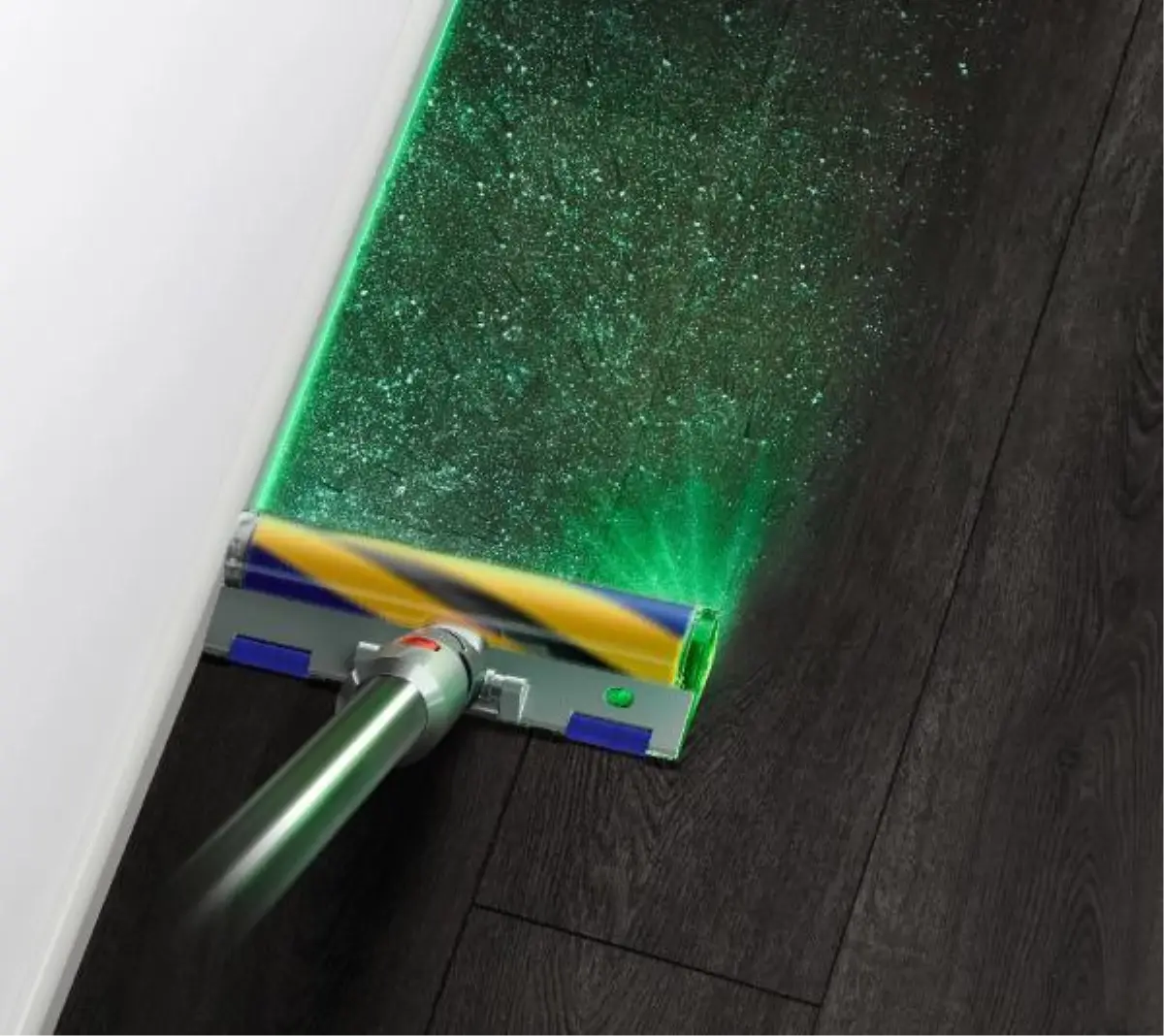 DYSON'IN LAZER TEKNOLOJİSİNE SAHİP YENİ KABLOSUZ SÜPÜRGELERİ TANITILDI