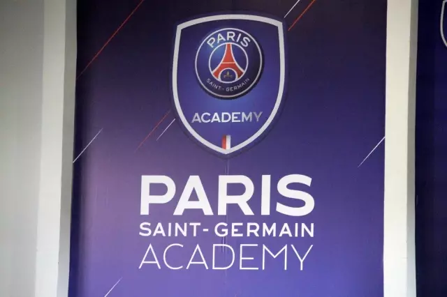 Erzurum'da Paris Saint-Germain Futbol Akademisi açıldı