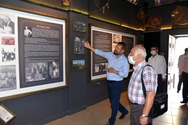Meclis eski Başkanı Cemil Çiçek Sındırgı'yı ziyaret etti