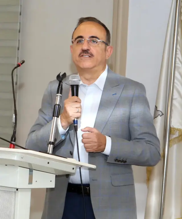 AK Parti'li Sürekli, 3. Sanayi Sitesi esnafını ziyaret etti