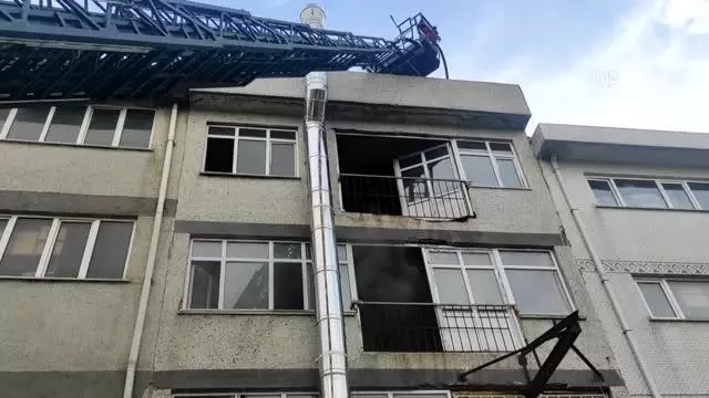Son dakika gündem: Eyüpsultan'da musluk atölyesinde çıkan yangın söndürüldü