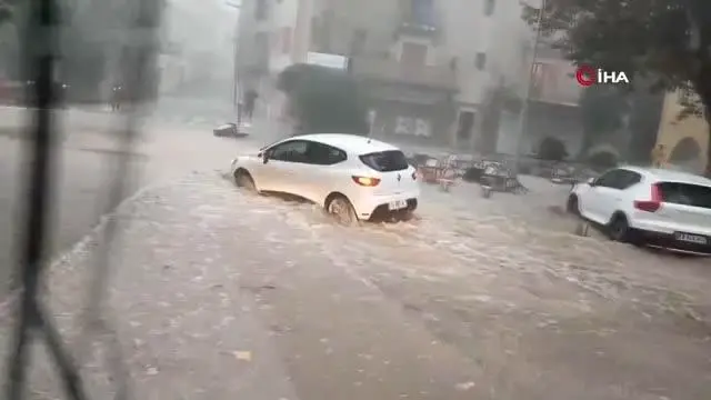Fransa'nın güneyini sel vurdu: 1 kişi kayıp
