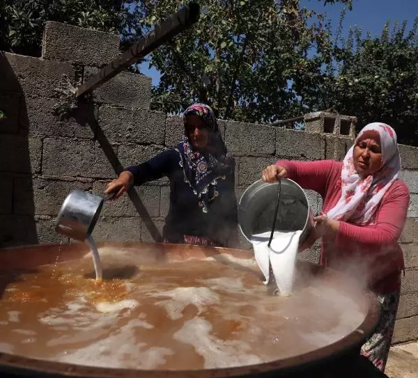 GAZİANTEP'TE PEKMEZ VE PESTİL TELAŞI BAŞLADI