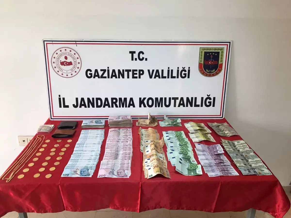 Gaziantep'te ziynet eşyası ve döviz çalan şüpheli yakalandı