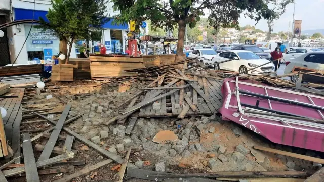 İBB ekipleri İstinye Spor Kulübü tesislerini işte böyle yıktı