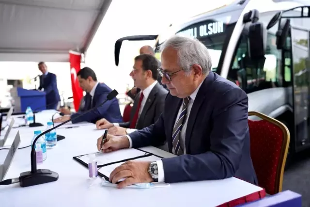 İBB metrobüs filosu için 160 yeni otobüs alıyor