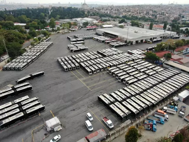 İBB metrobüs filosu için 160 yeni otobüs alıyor