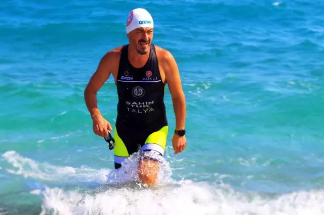 30 yıllık kuaför Triatlon tutkusuyla görenleri hayran bırakıyor