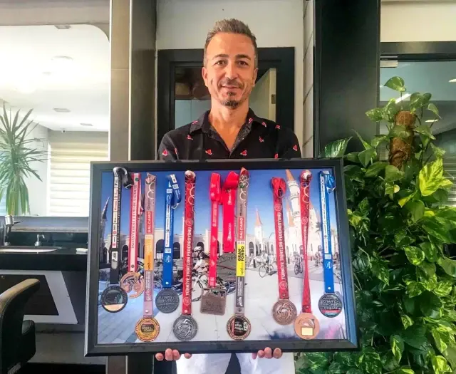 30 yıllık kuaför Triatlon tutkusuyla görenleri hayran bırakıyor