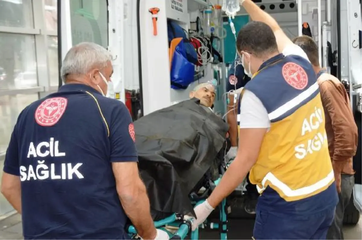 İŞÇİ, ÜZERİNE DÜŞEN MERMER PARÇASIYLA YARALANDI