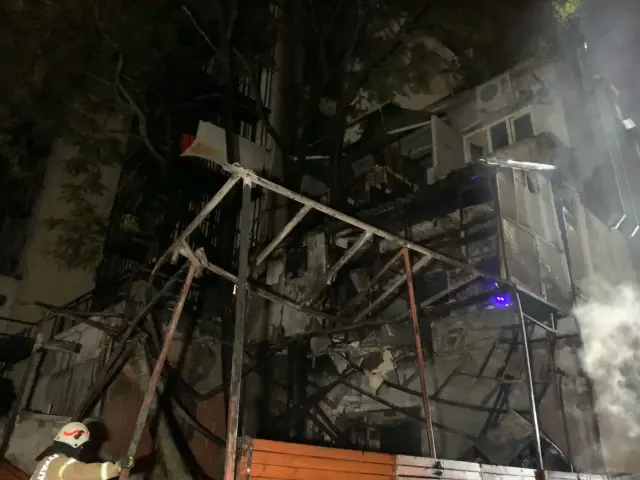 Son dakika: Bir iş yerinde çıkan yangın hasara neden oldu
