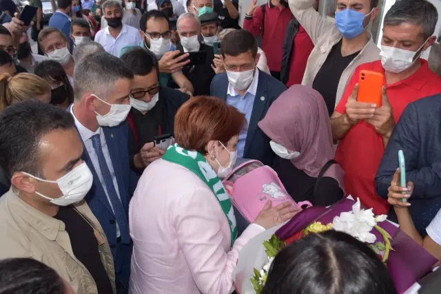 İYİ Parti Genel Başkanı Akşener, esnafı ziyaret etti