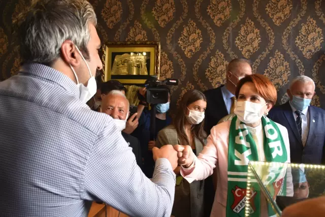İYİ Parti Genel Başkanı Akşener, esnafı ziyaret etti