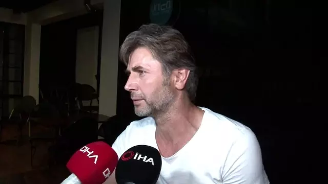 Kadıköy'de 3 katlı restoran alev alev yandı