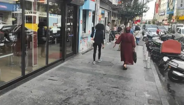 KAĞITHANE'DE EVİNE DÖNERKEN ÇIKAN KAVGADA BIÇAKLANARAK ÖLDÜRÜLDÜ