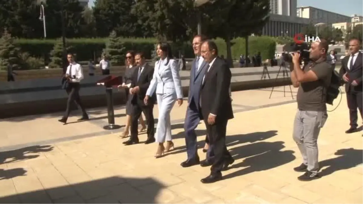 Kamu Başdenetçisi Malkoç Azerbaycan'da