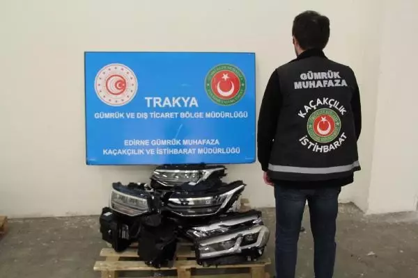 KAPIKULE'DE 2 MİLYON TL DEĞERİNDE KAÇAK EŞYA ELE GEÇİRİLDİ