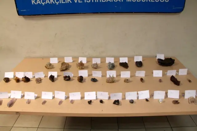 Kapıkule'de 8 ayrı operasyonda 2 milyon liralık kaçak malzeme ele geçirildi