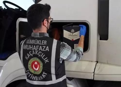 Kapıkule'de 8 ayrı operasyonda 2 milyon liralık kaçak malzeme ele geçirildi