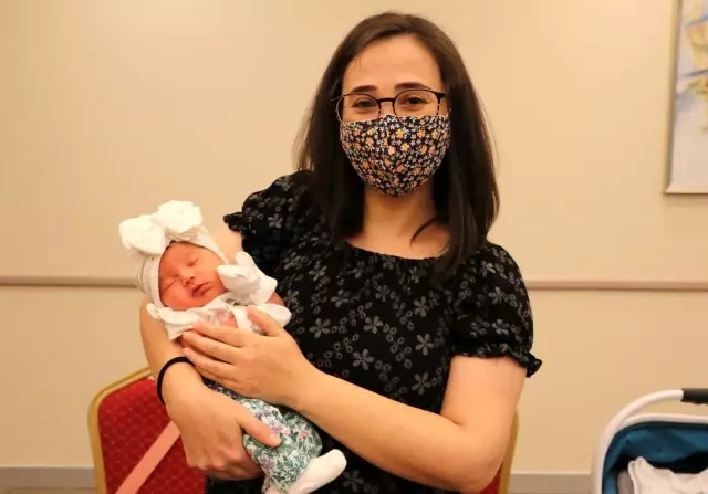 Karaciğer naklinden sonra 2 bebek dünyaya getirdi, literatüre girdi