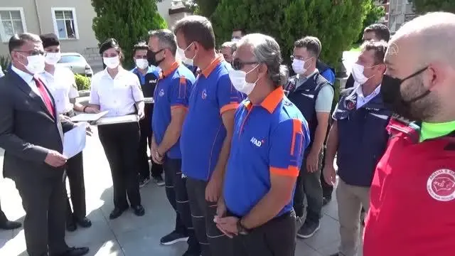 Karadeniz'de sel bölgesindeki çalışmalara Tokat'tan katılan 350 kişiye teşekkür belgesi