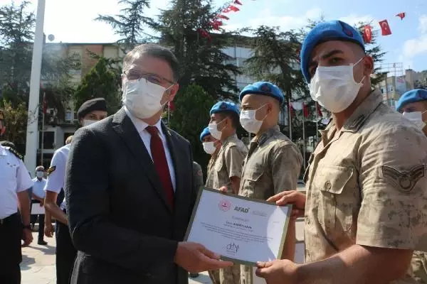 KASTAMONU'DAKİ SELDE GÖREV YAPAN BORALAR VE KURTLAR TABURLARINA TEŞEKKÜR BELGESİ