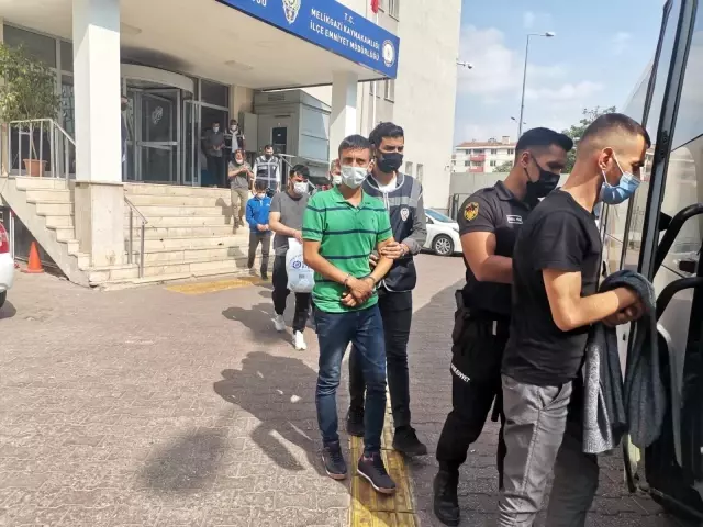 Son dakika haberleri... Kayseri'de 31 adrese yapılan eş zamanlı operasyonda aranan 18 şahıs yakalandı