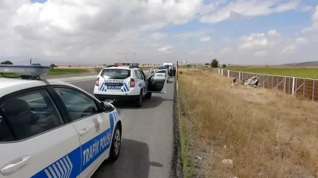 Kayseri'de otomobil şarampole yuvarlandı: 3'ü ağır, 5 yaralı