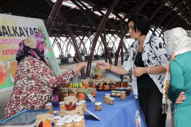 Yüzde 100 ekolojik pazar ın ikincisi açıldı