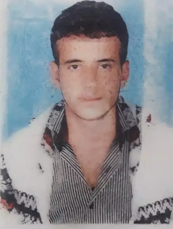 Kendilerini murçla yaralayan 9 yıldır tutuklu oğulları için beraat istediler