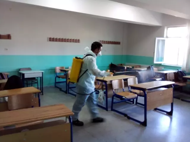 Kırıkkale'de okullarda dezenfekte çalışması